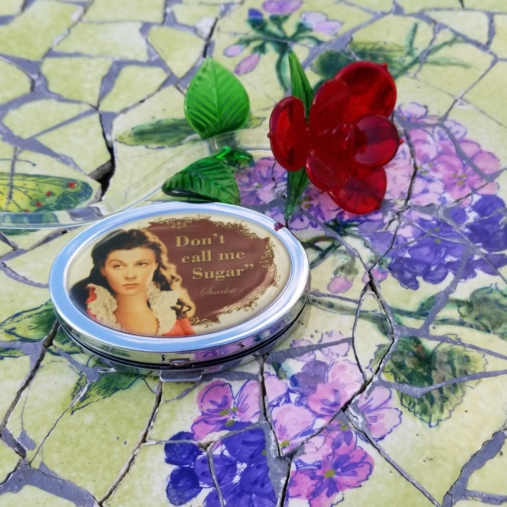 Vintage Style Compact Double Sided Mirror - Picture 8 of 8